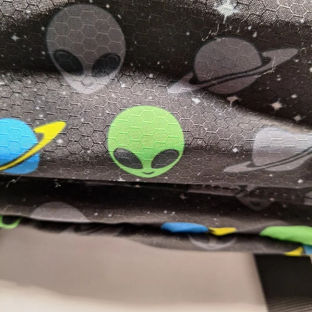 Vibedration Hydration Backpack w/o bladder - Small Size - Aliens - Used